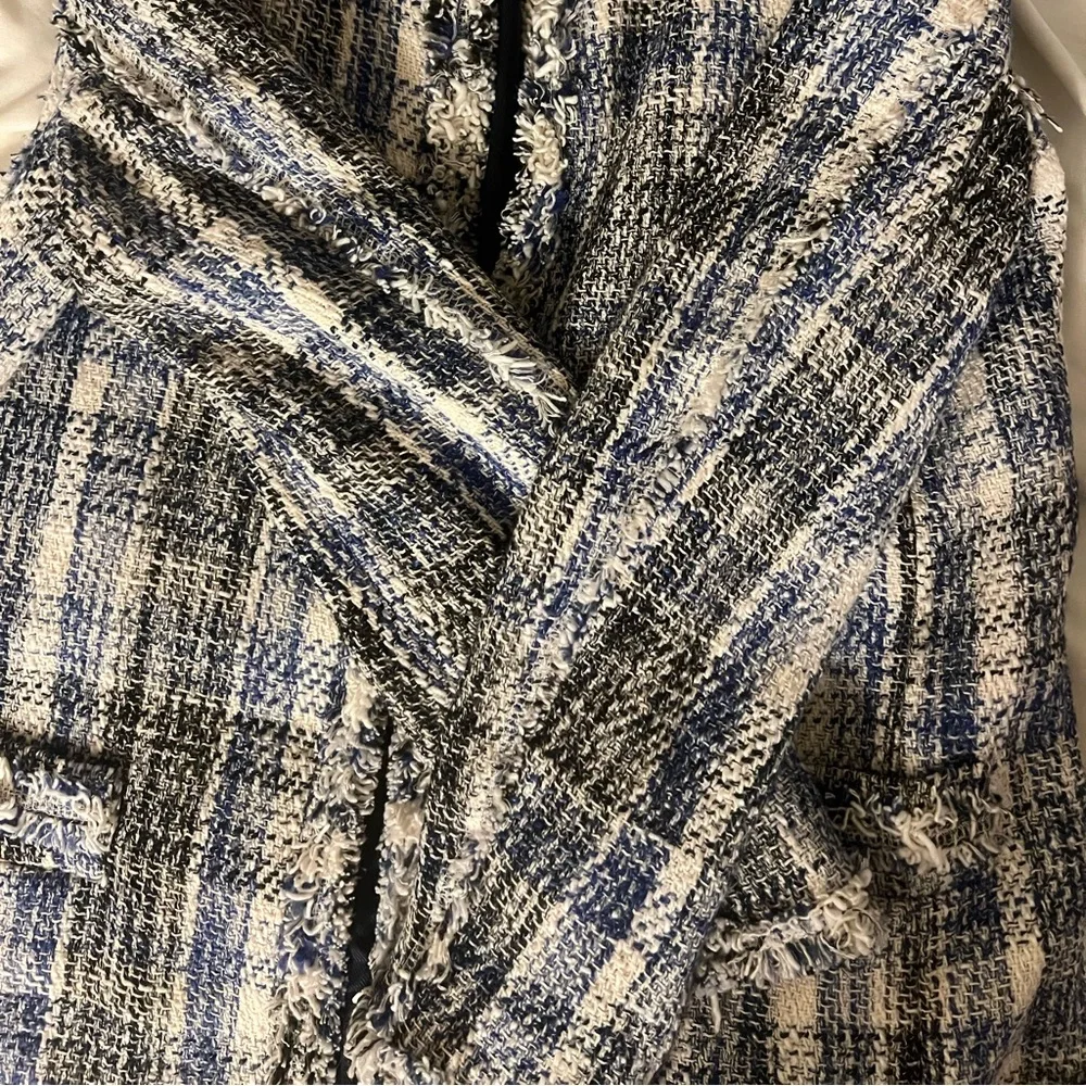 Beautiful Zara tweed blazer - Picture 4 of 4